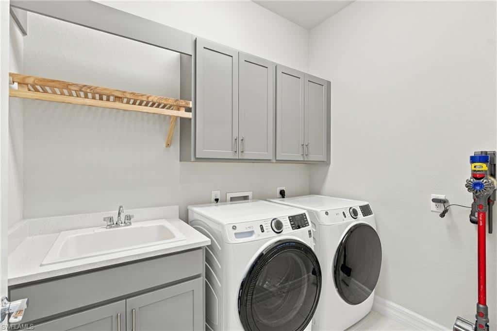 178 Indies Dr #202, Naples, photo 29