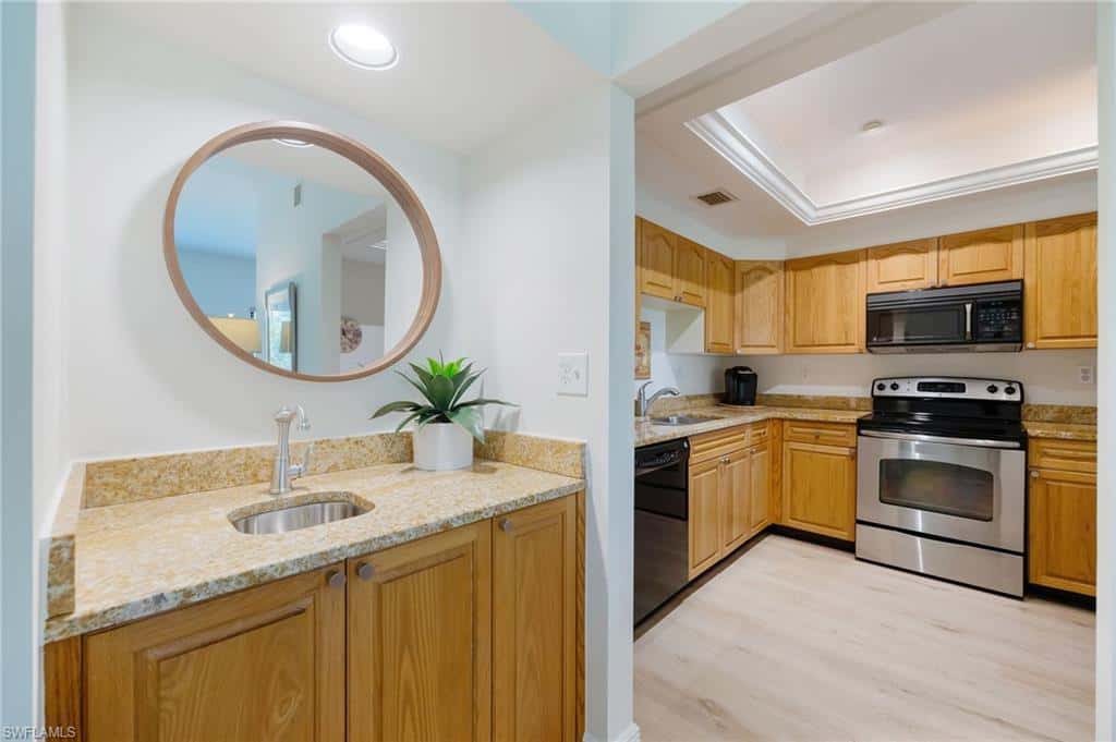 6760 Pelican Bay Blvd #315, Naples, photo 4