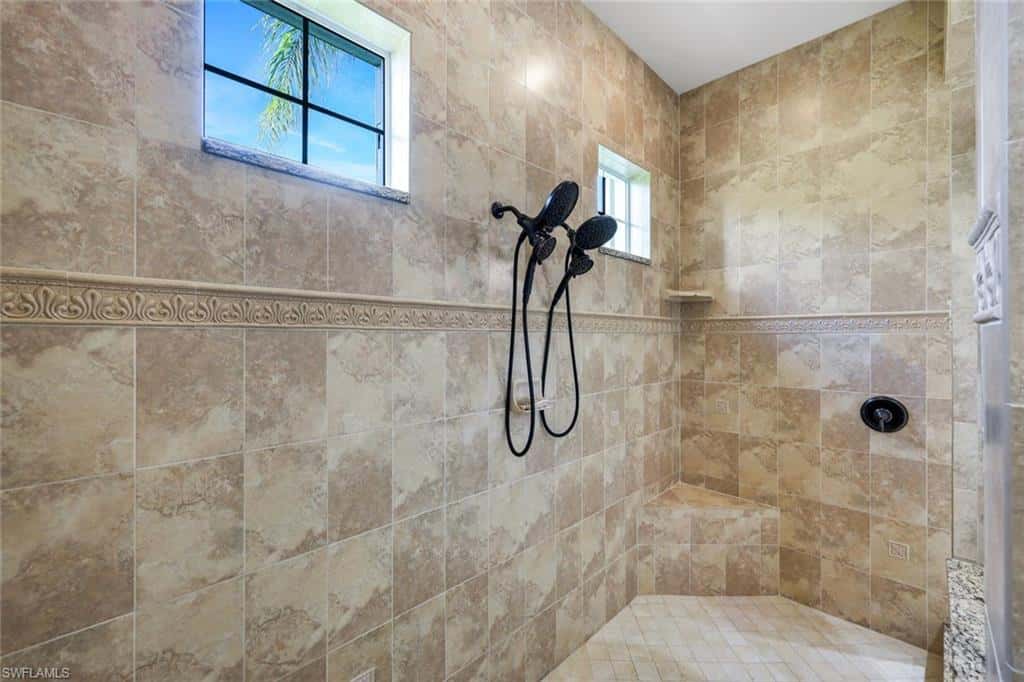 9684 Cobalt Cove Cir, Naples, photo 19