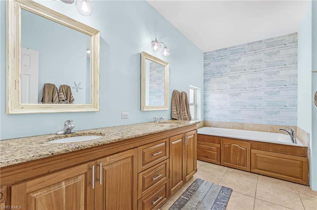 12277 Boat Shell Dr, Matlacha Isles, photo 13