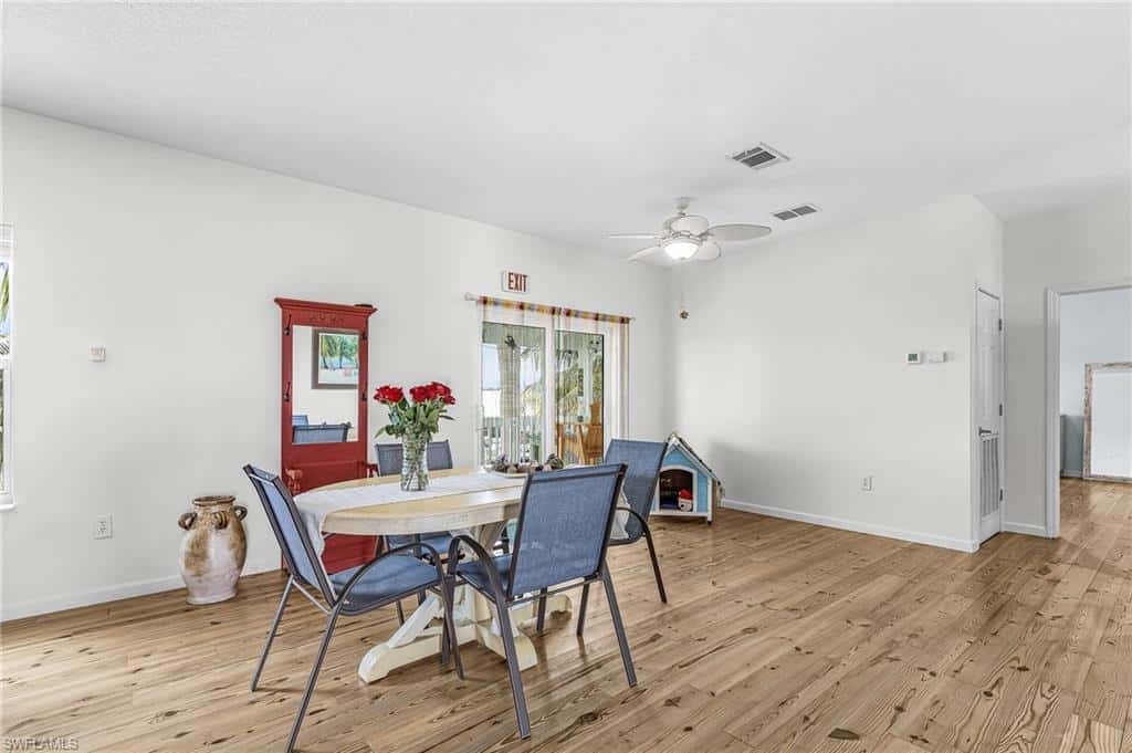 12277 Boat Shell Dr, Matlacha Isles, photo 9