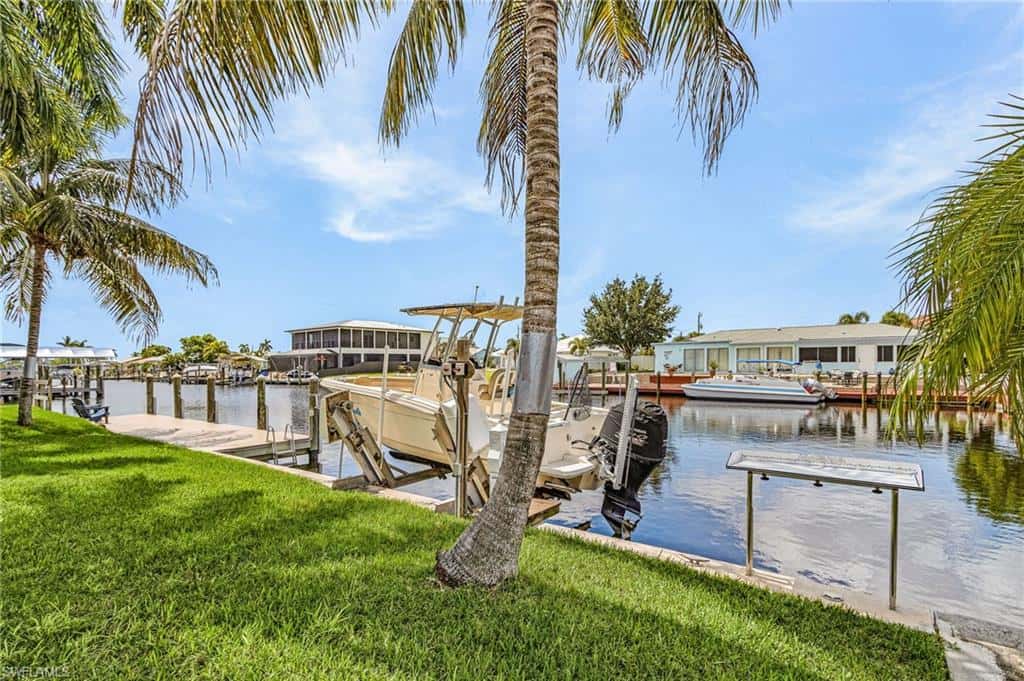 12277 Boat Shell Dr, Matlacha Isles, photo 38