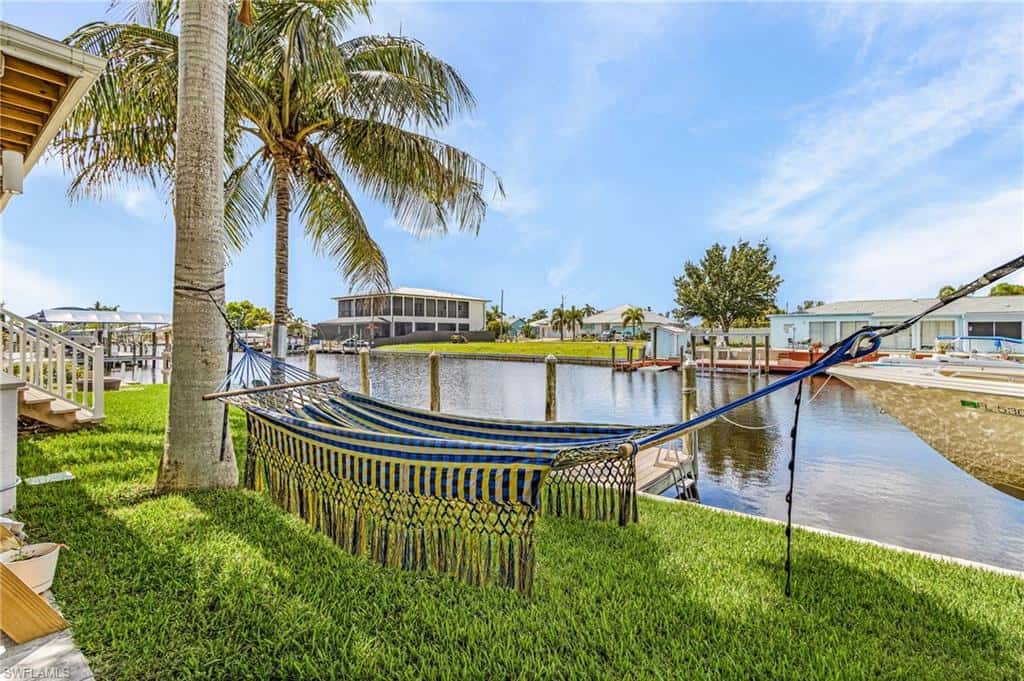 12277 Boat Shell Dr, Matlacha Isles, photo 37