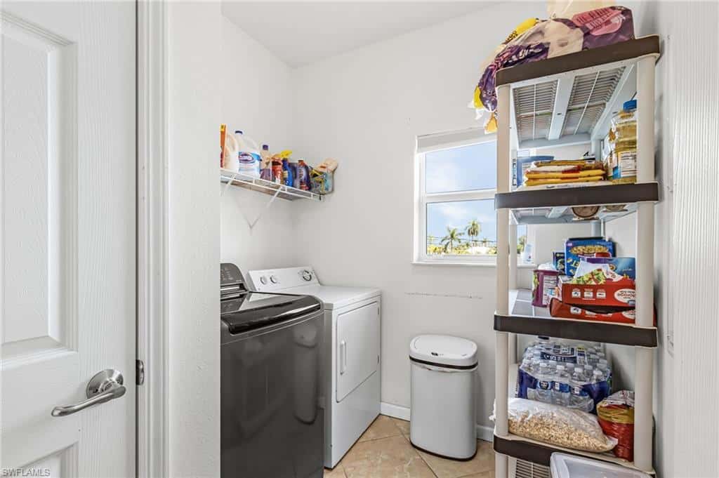 12277 Boat Shell Dr, Matlacha Isles, photo 15