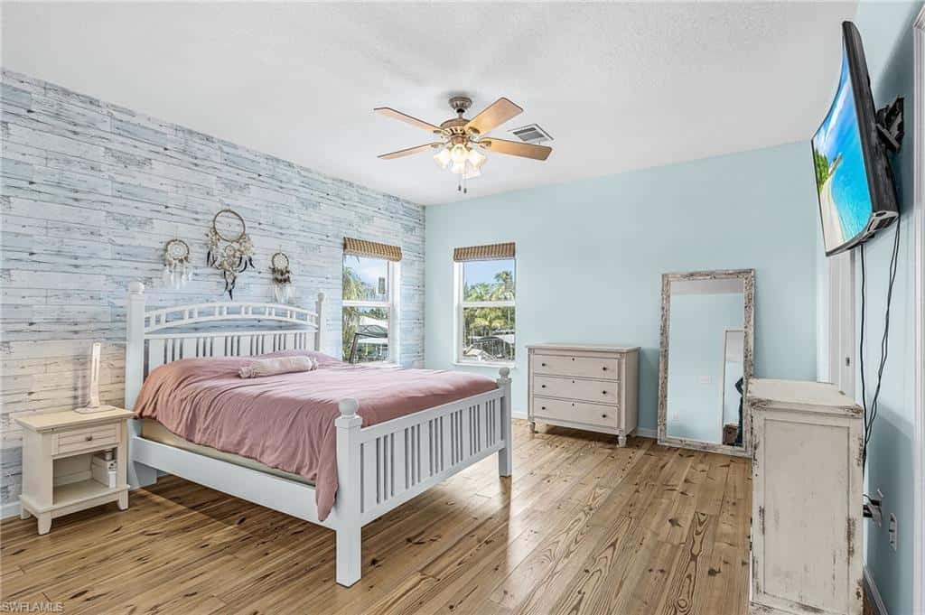 12277 Boat Shell Dr, Matlacha Isles, photo 11