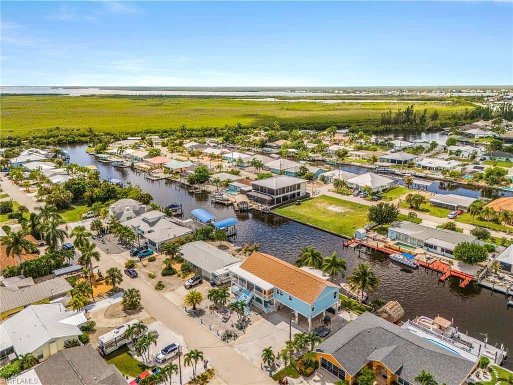 12277 Boat Shell Dr, Matlacha Isles, photo 40