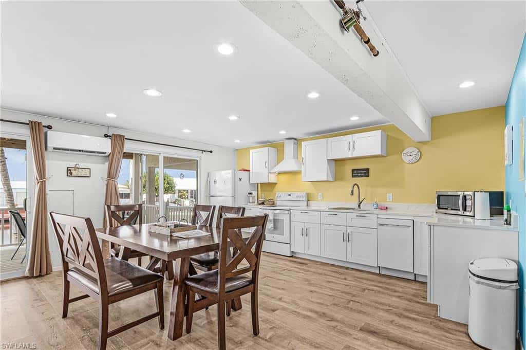 12277 Boat Shell Dr, Matlacha Isles, photo 29