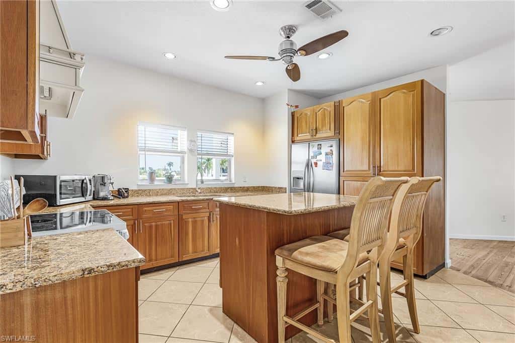12277 Boat Shell Dr, Matlacha Isles, photo 21