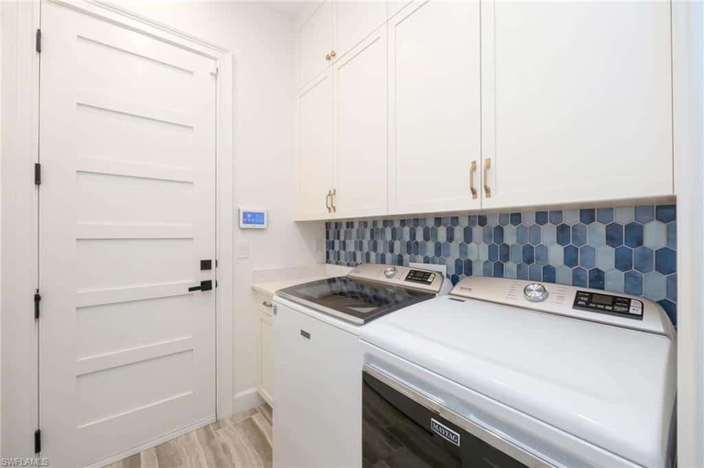 7035 Dominica Dr, Naples, photo 23