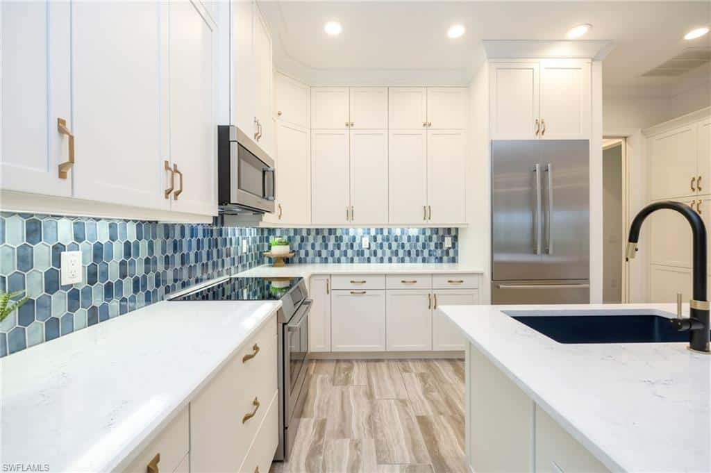 7035 Dominica Dr, Naples, photo 7