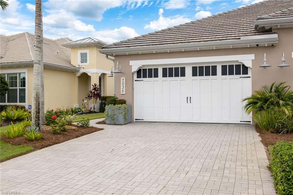 7035 Dominica Dr, Naples, photo 32