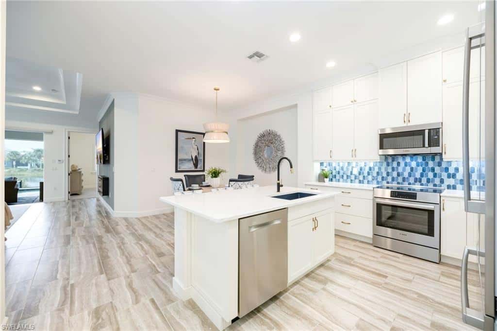 7035 Dominica Dr, Naples, photo 9