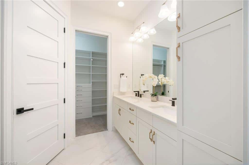 7035 Dominica Dr, Naples, photo 18