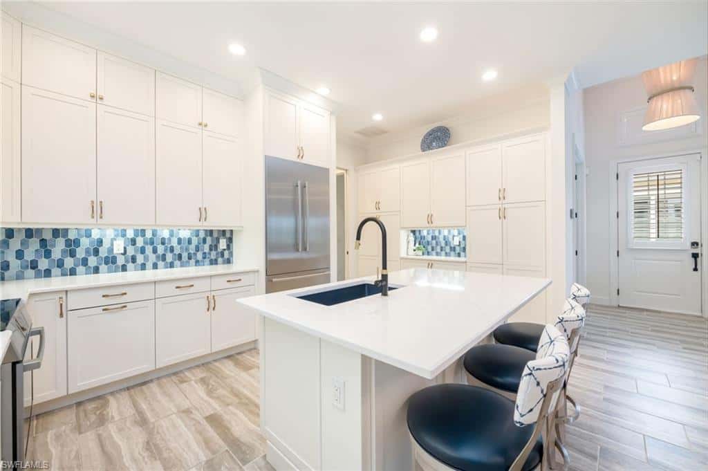 7035 Dominica Dr, Naples, photo 8