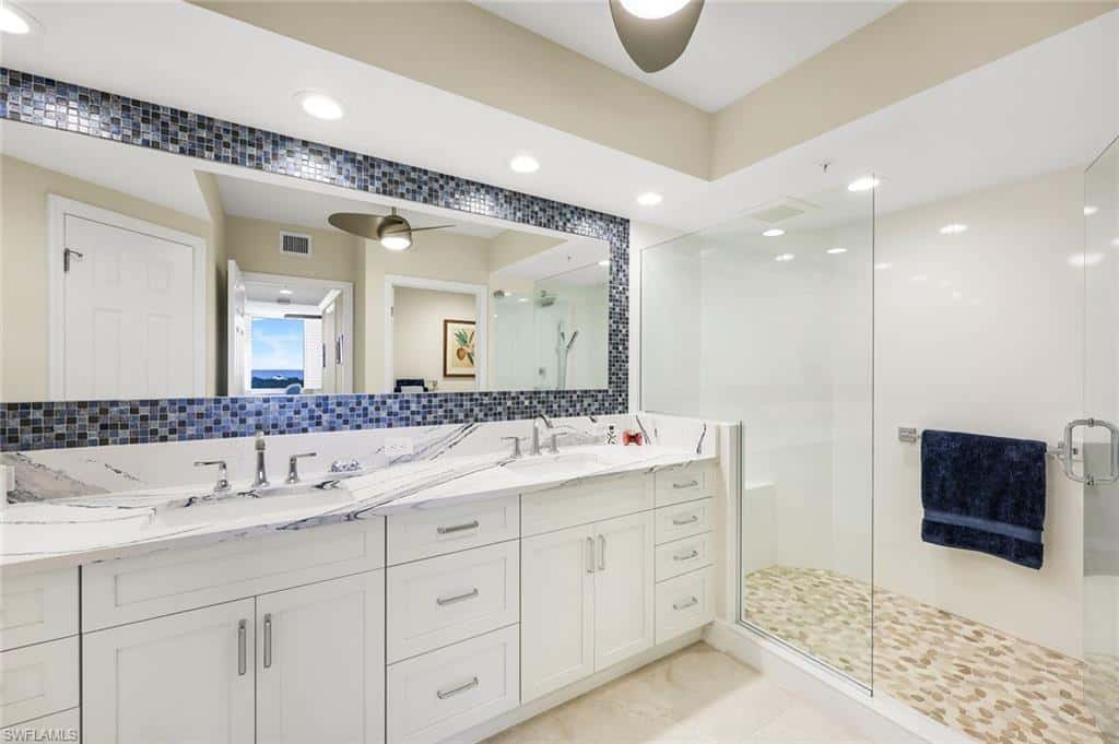 7225 Pelican Bay Blvd #604, Naples, photo 22