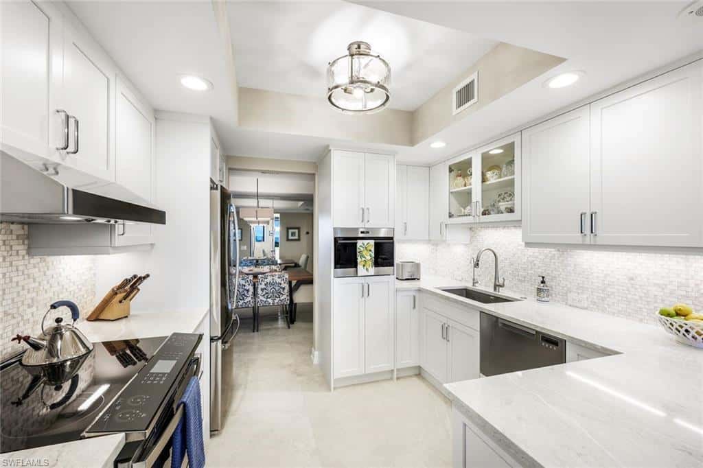 7225 Pelican Bay Blvd #604, Naples, photo 14