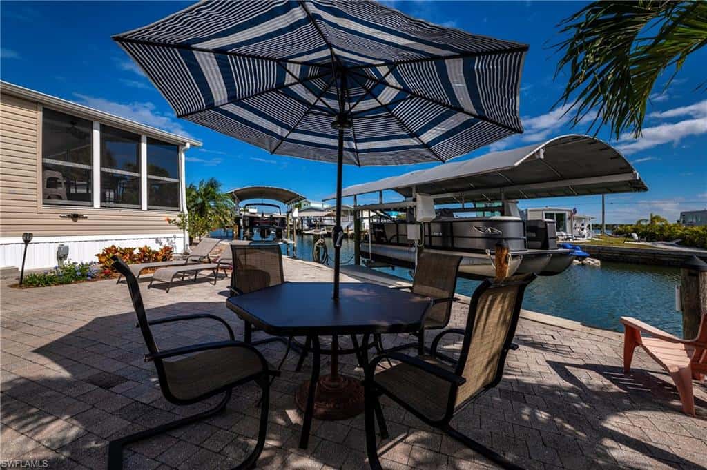 23 Nancy Ln, Fort Myers Beach, photo 4