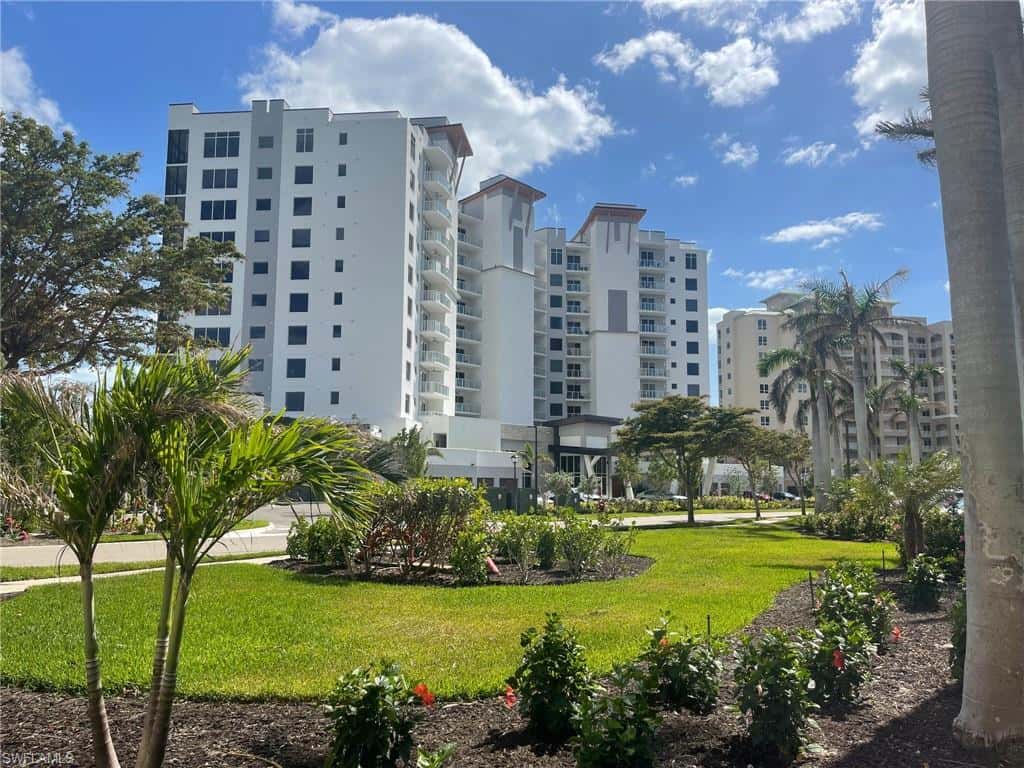 4142 Bay Beach Ln #4, Fort Myers Beach, photo 4