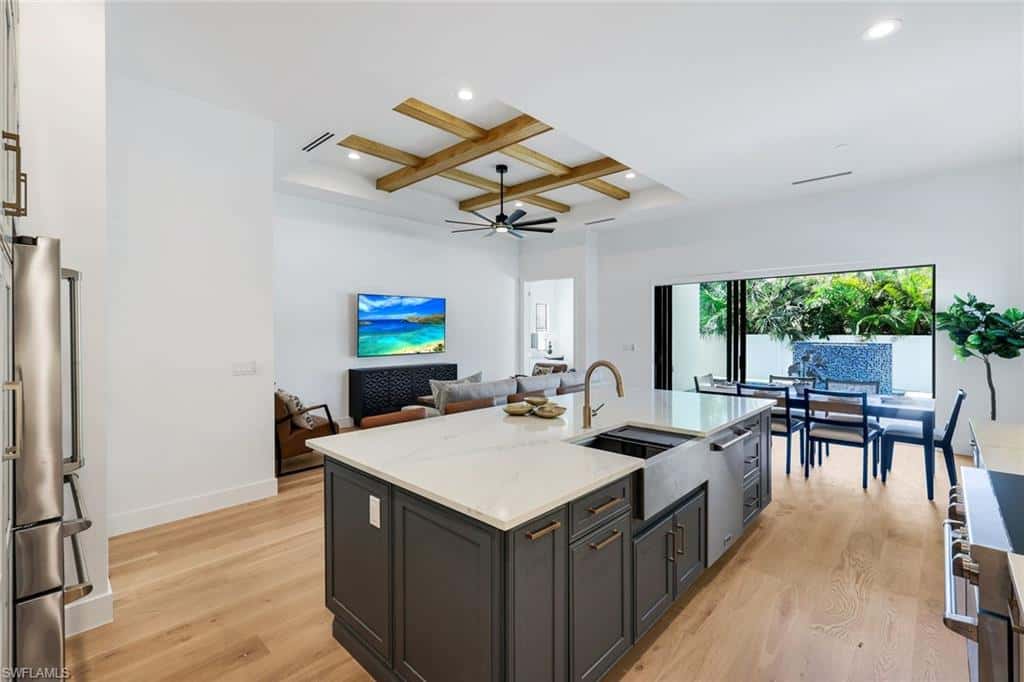 668 93rd Ave, Naples, photo 16
