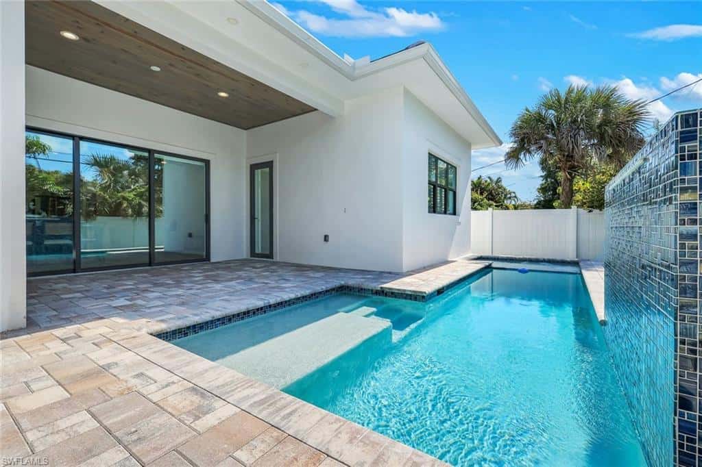 668 93rd Ave, Naples, photo 33