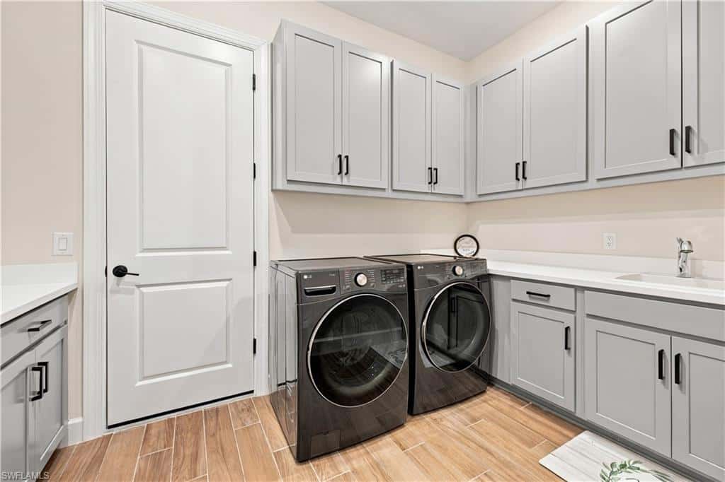 15673 Triesta Ln, Naples, photo 27