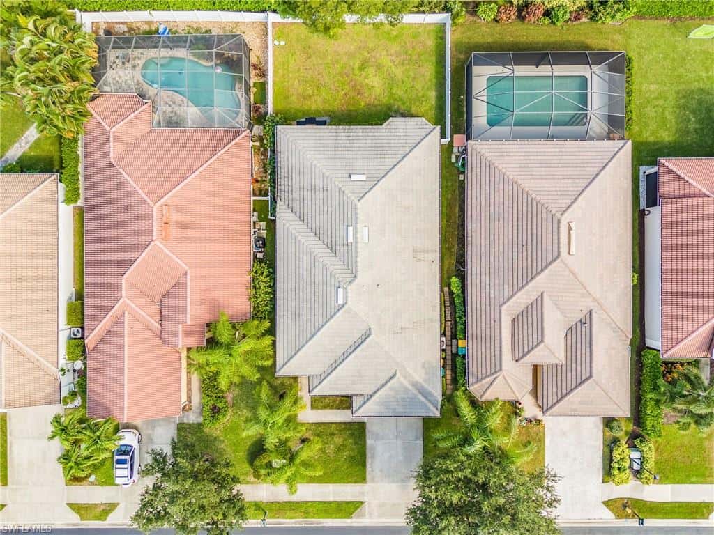 8332 Laurel Lakes Blvd, Naples, photo 18