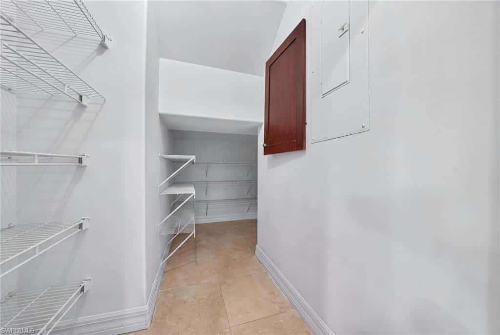 6255 Cedar Tree Ln, Naples, photo 33