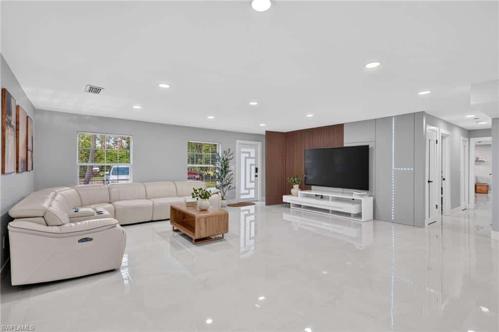 6255 Cedar Tree Ln, Naples, photo 4