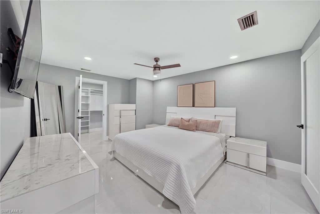 6255 Cedar Tree Ln, Naples, photo 8