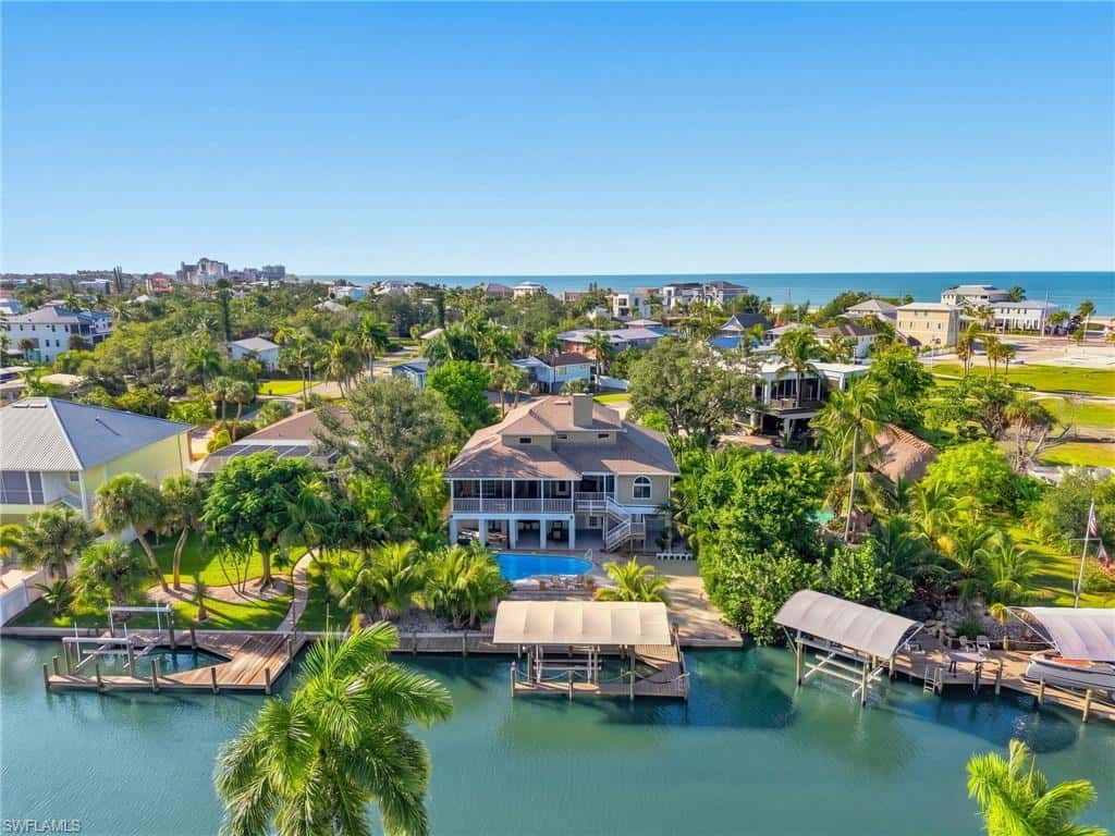 211 Sterling Ave, Fort Myers Beach, photo 5