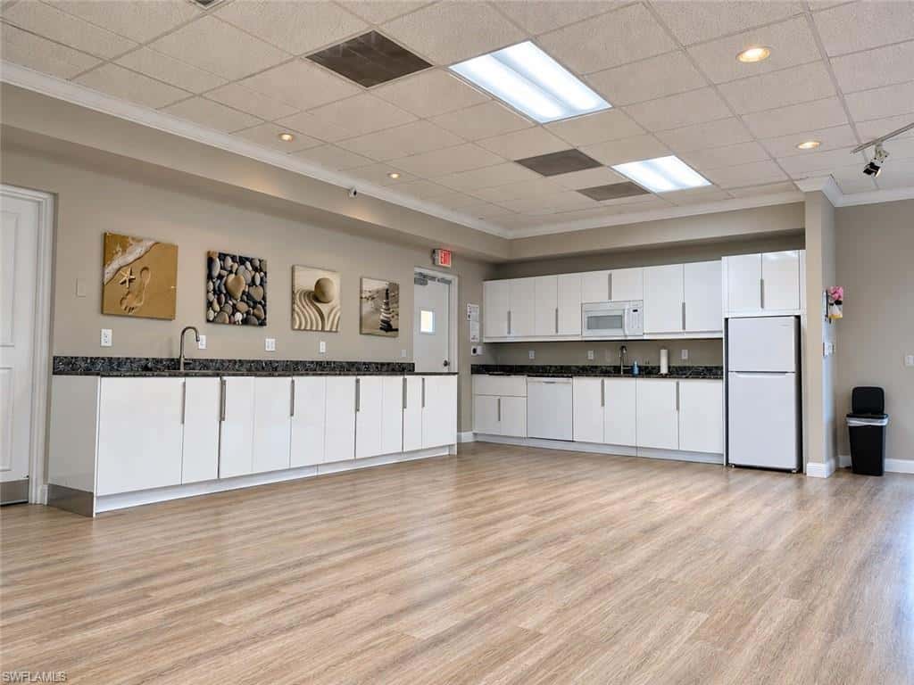 473 12th Ave #b15, Naples, photo 21