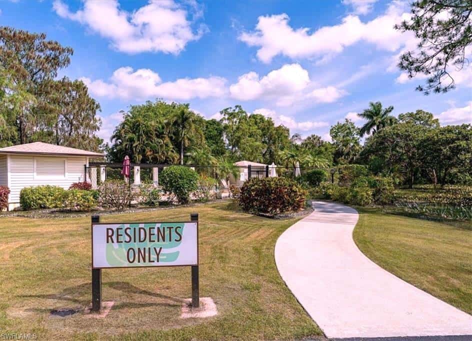 1009 Pine Isle Ln #1009, Naples, photo 39