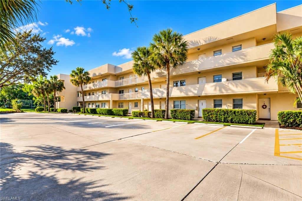 501 Forest Lakes Blvd #212, Naples, photo 13
