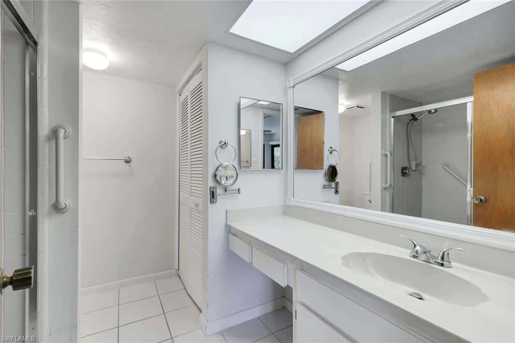 4963 Pepper Cir #d-102, Naples, photo 15