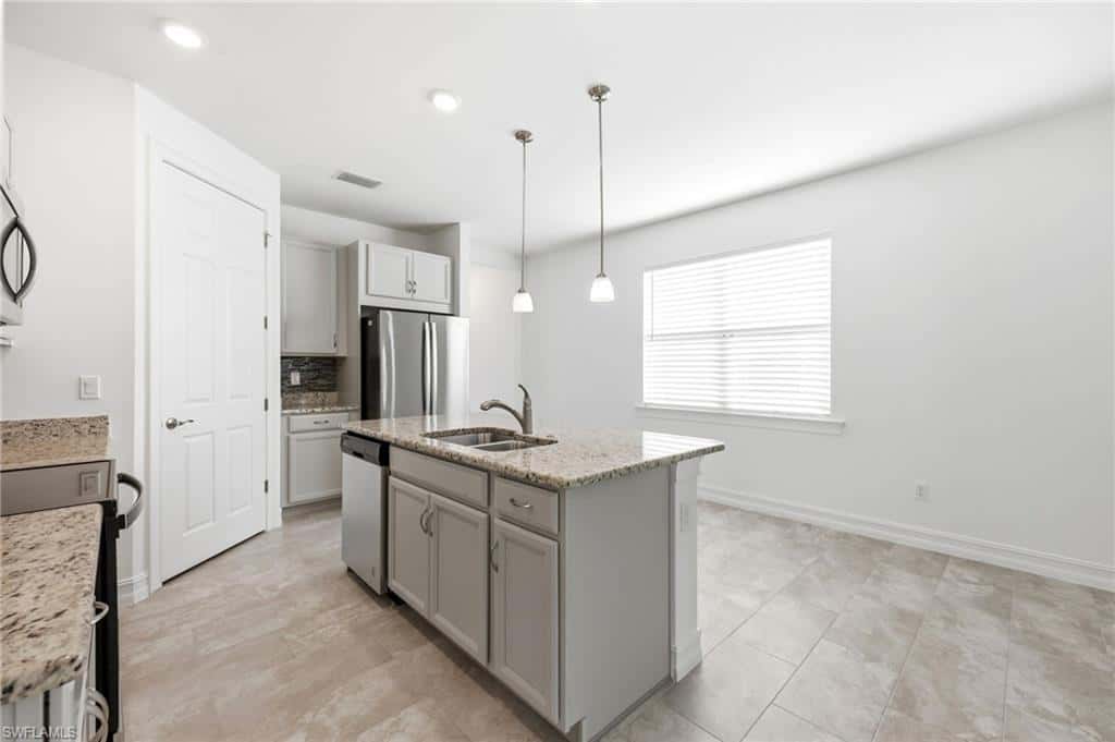 28347 Captiva Shell Loop, Bonita Springs, photo 9