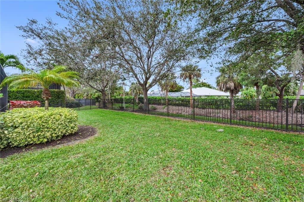 495 Saddlebrook Ln, Naples, photo 24