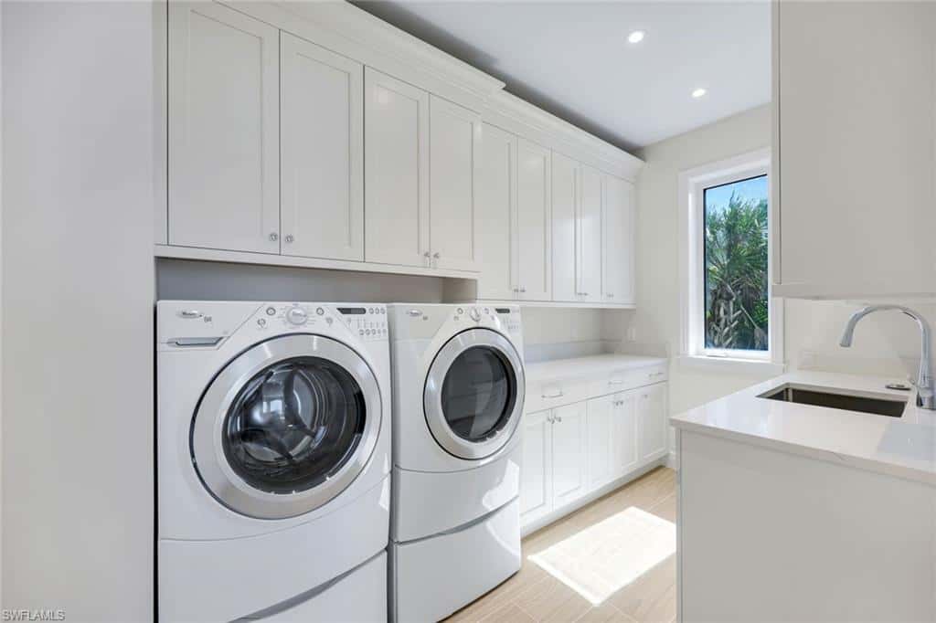 4265 Gulf Dr, Sanibel, photo 38