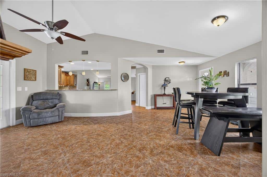 2812 29th Pl, Cape Coral, photo 5