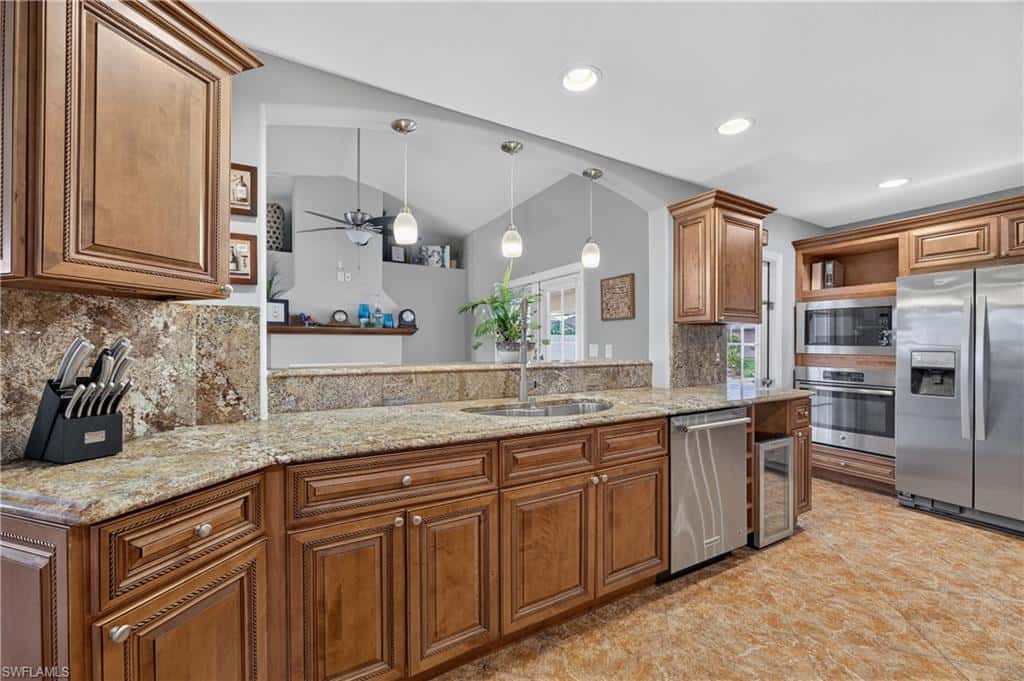 2812 29th Pl, Cape Coral, photo 9