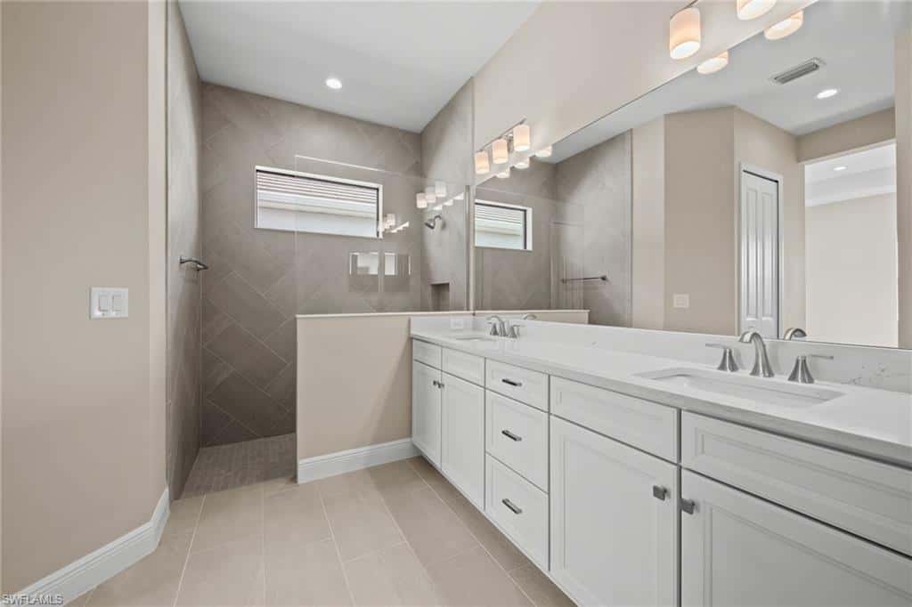 4671 Skysail Dr, Naples, photo 10