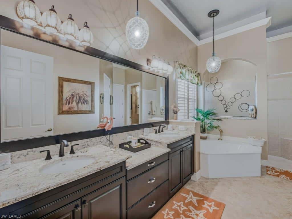 5765 Mango Cir, Naples, photo 11
