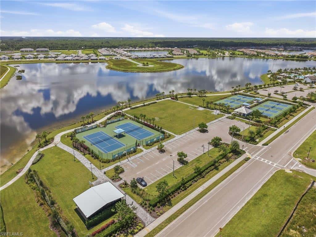 4564 Centaurus Cir, Naples, photo 36