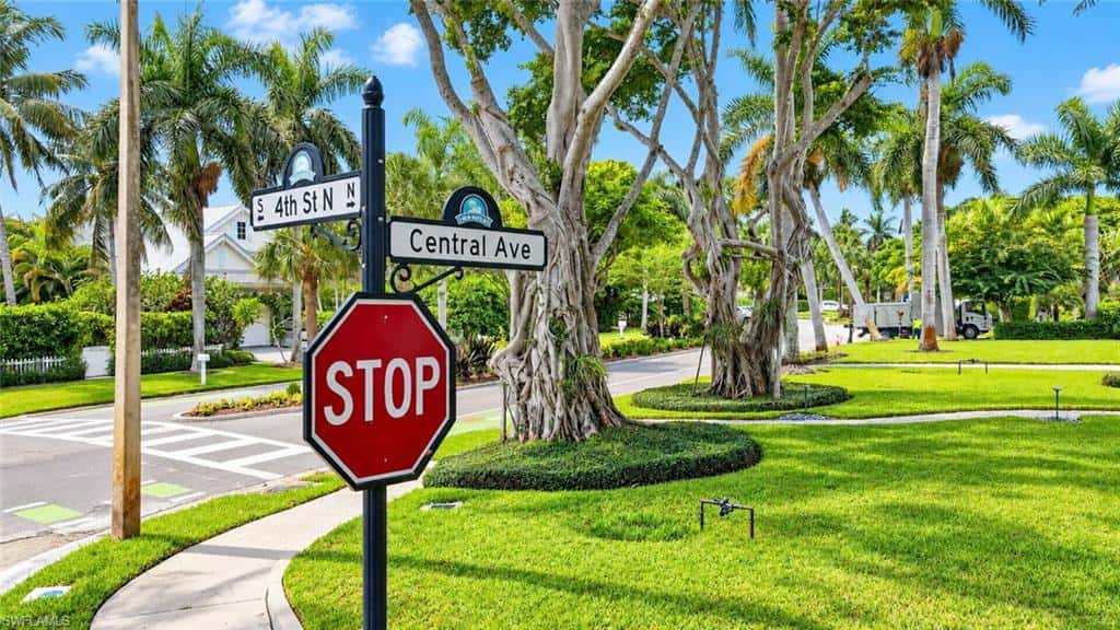 442 Central Ave, Naples, photo 37