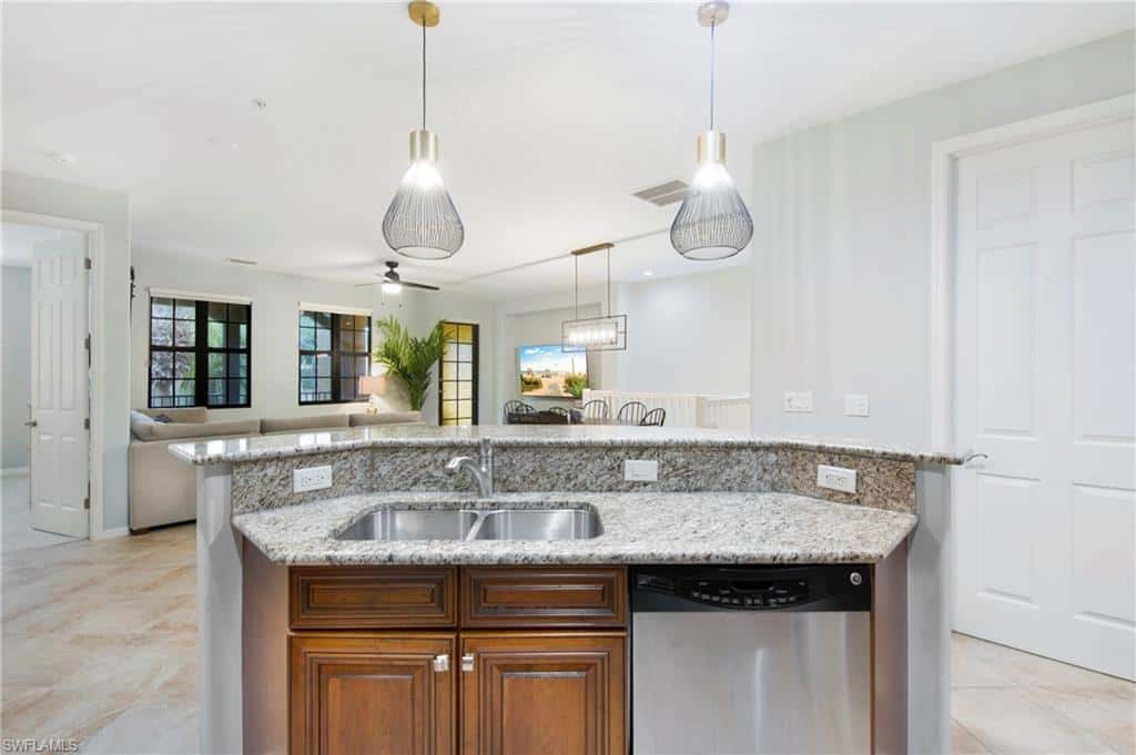 8975 Malibu St #1304, Naples, photo 6