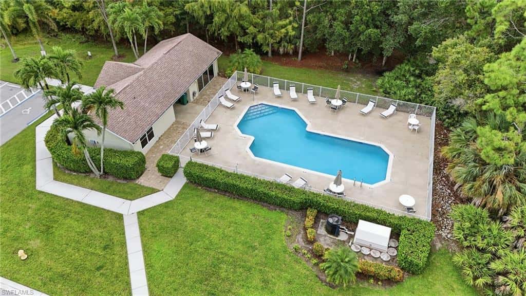 5253 Whitten Dr, Naples, photo 36