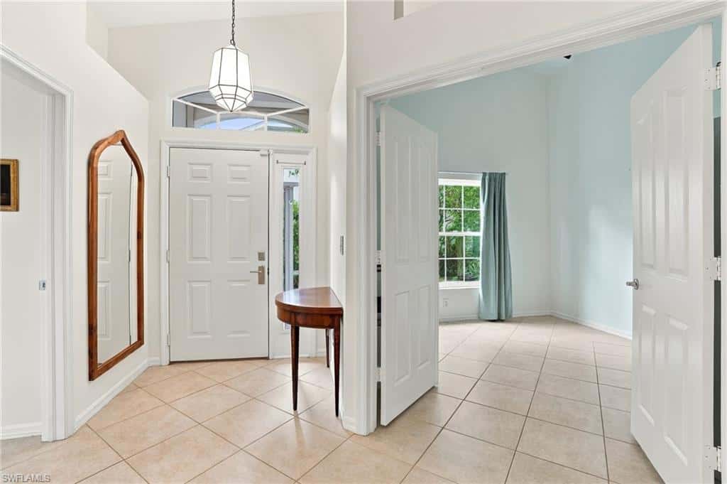 5253 Whitten Dr, Naples, photo 8