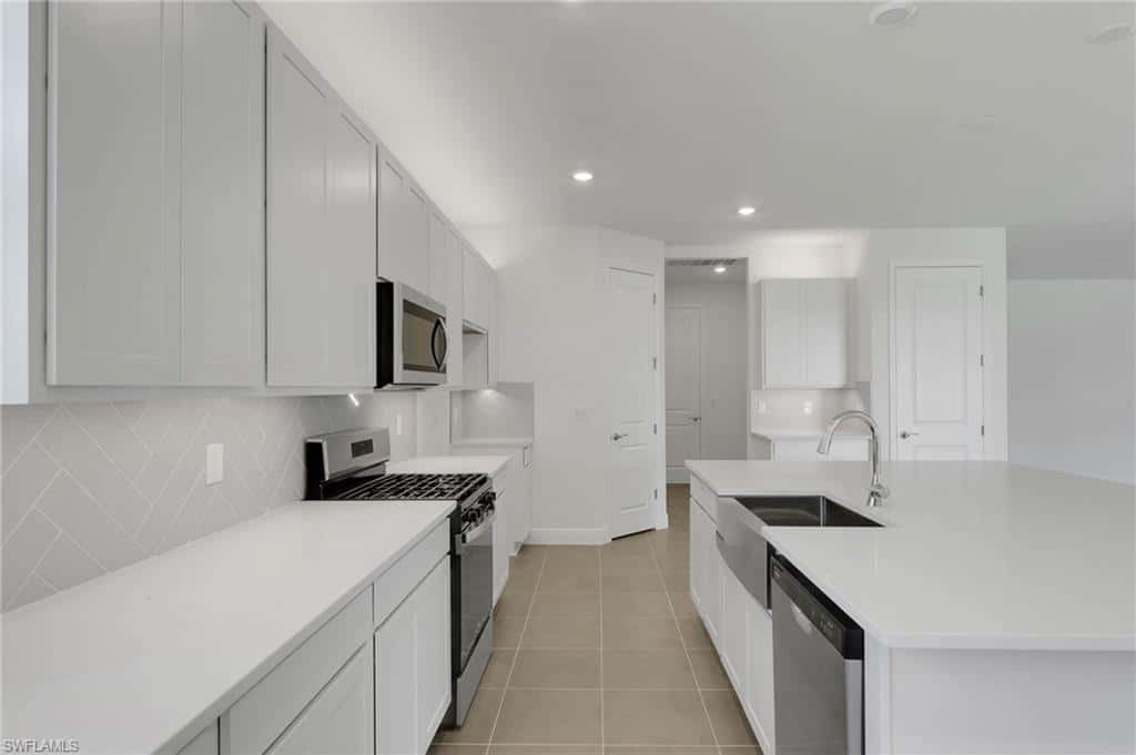 17013 Great Heron Ln, Punta Gorda, photo 9