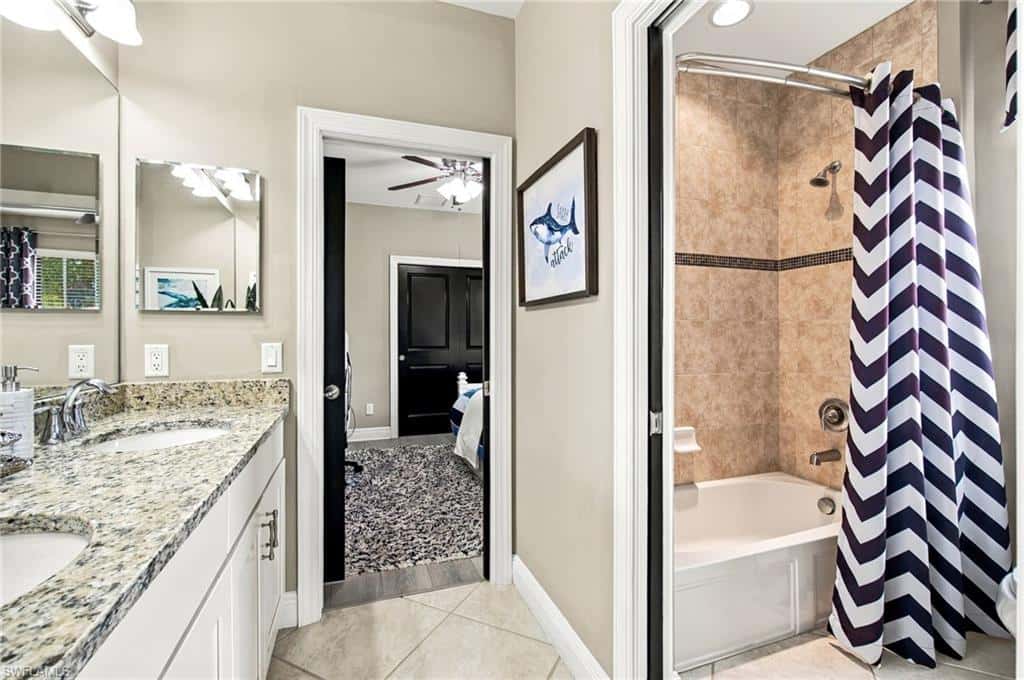 4391 Raffia Palm Cir, Naples, photo 38