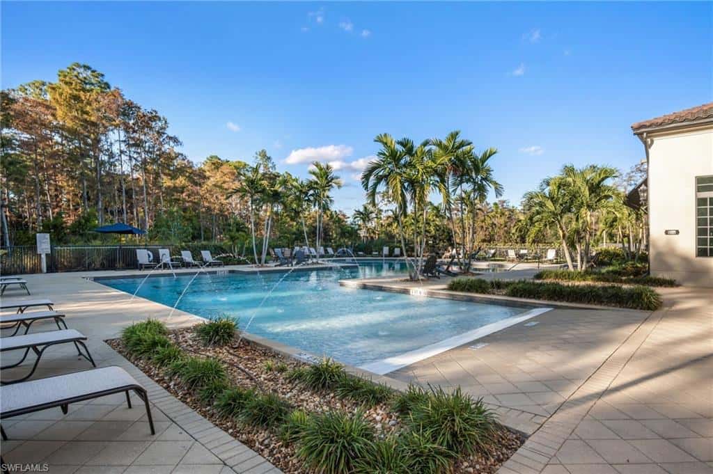 4391 Raffia Palm Cir, Naples, photo 49