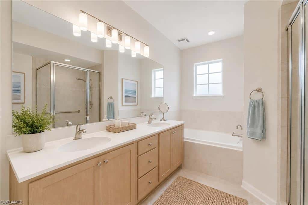 9111 Palmetto Ridge Dr #201, Estero, photo 12